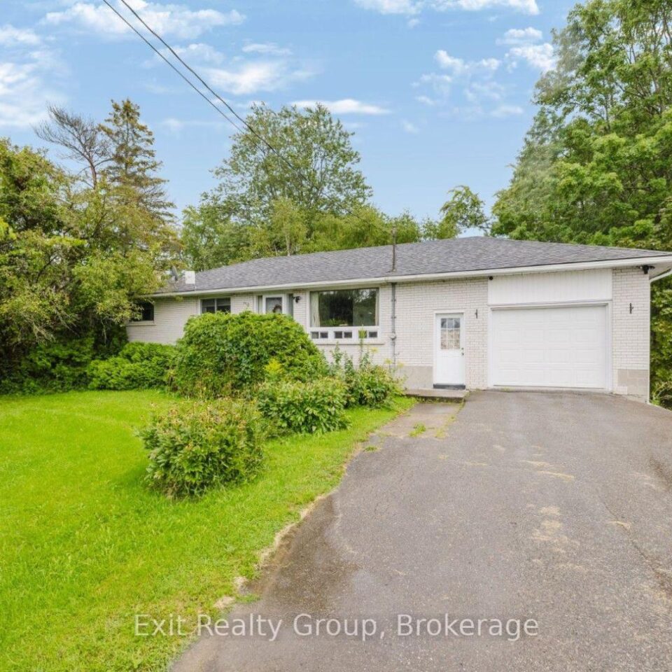 142 Sunningdale Drive, Belleville
