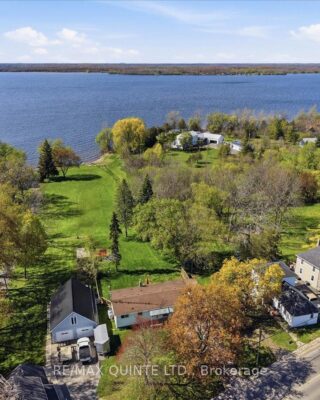 1467 County Rd 15 Road, Prince Edward County