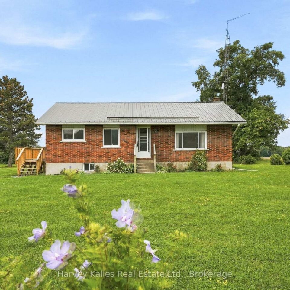 147 Caughey Road, Prince Edward County