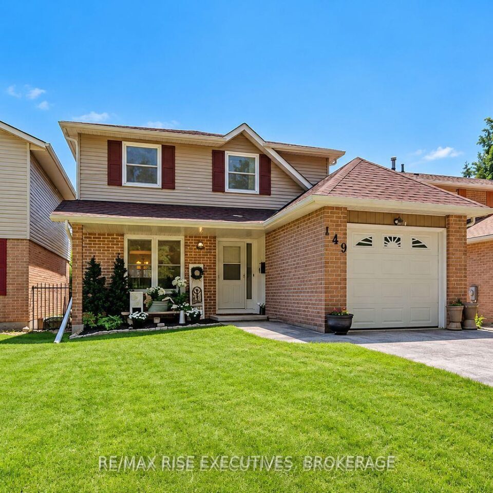 149 Grenadier Drive, Kingston