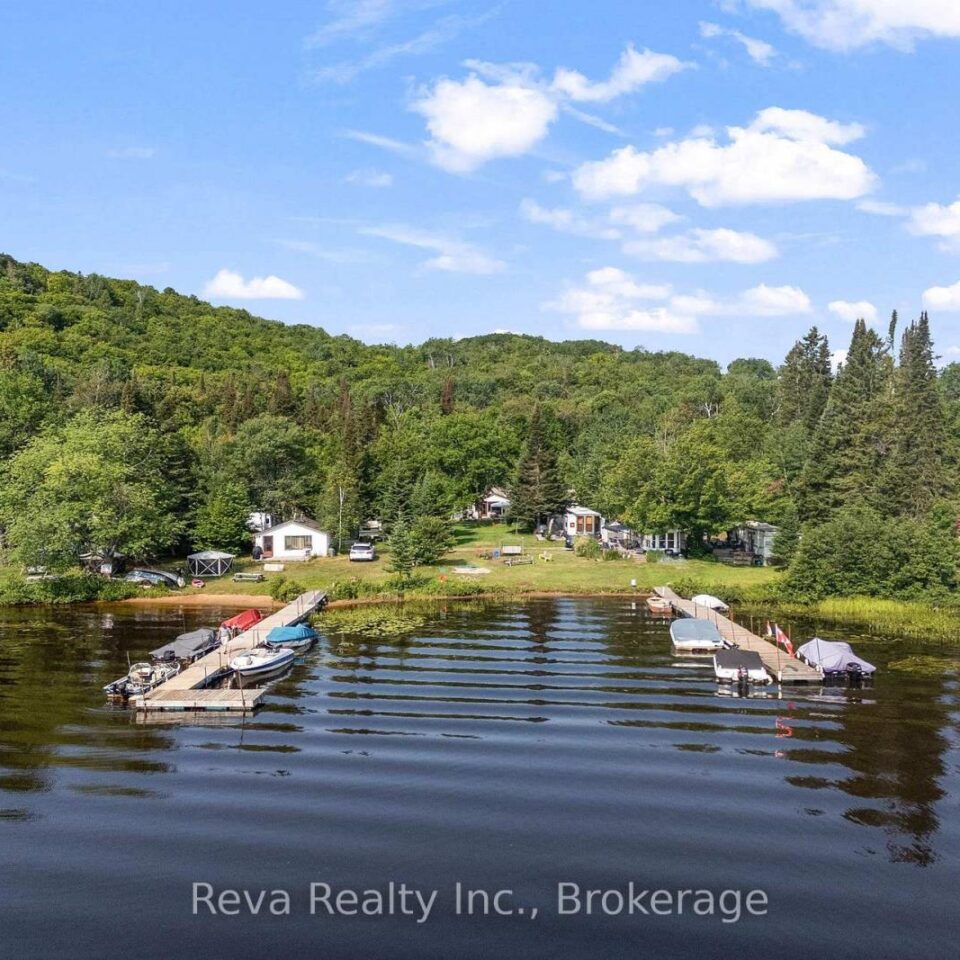 1535 North Baptiste Lake Road, Hastings Highlands