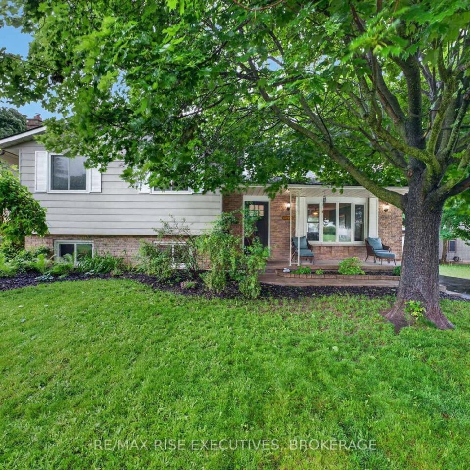 1560 Victoria Street, Kingston