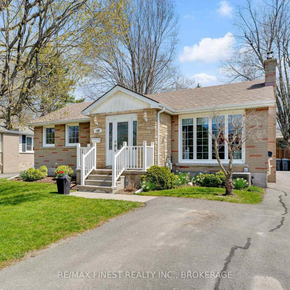 158 Lakeview Avenue, Kingston