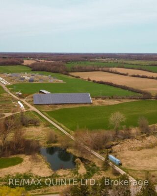 15860 Loyalist Parkway, Prince Edward County