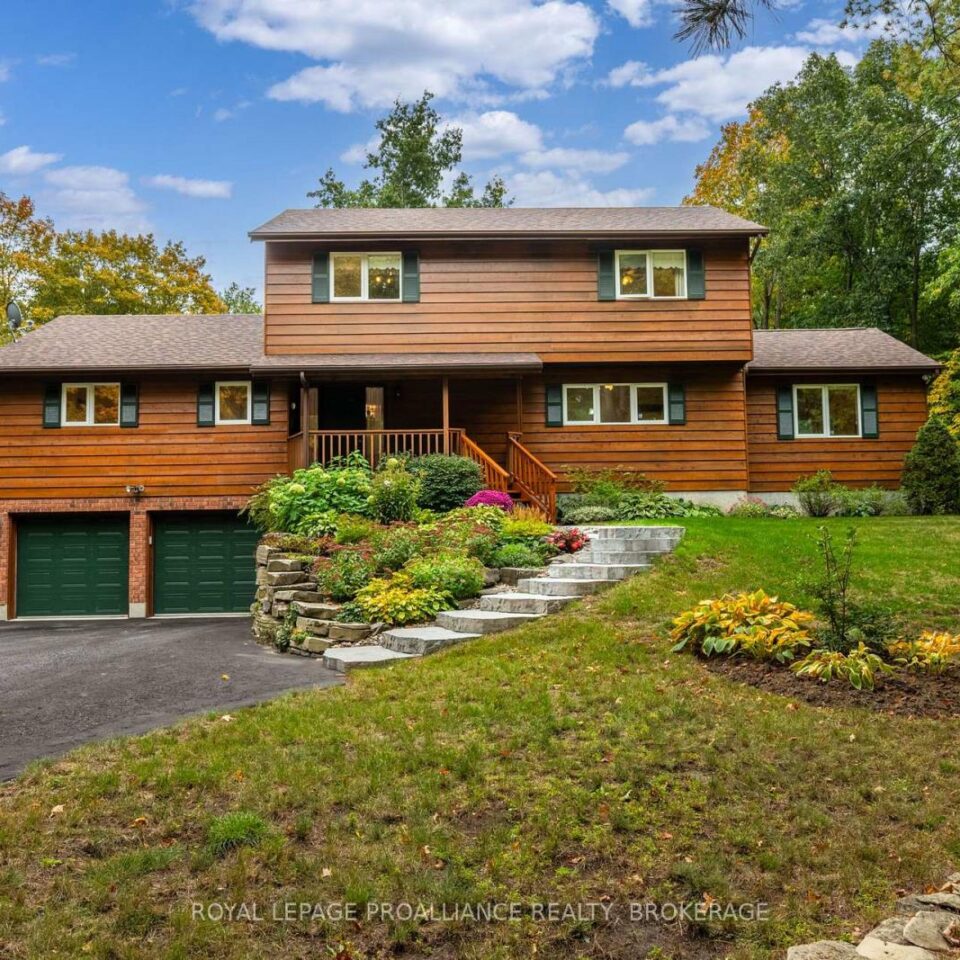 1612 Grousewood Lane, Kingston