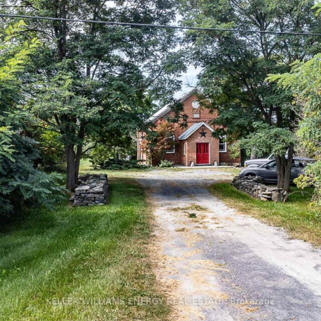 1637 Highway 62, Prince Edward County