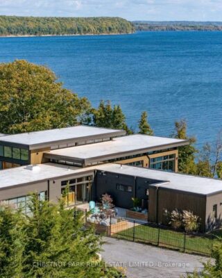 1641 County Road 13, Prince Edward County
