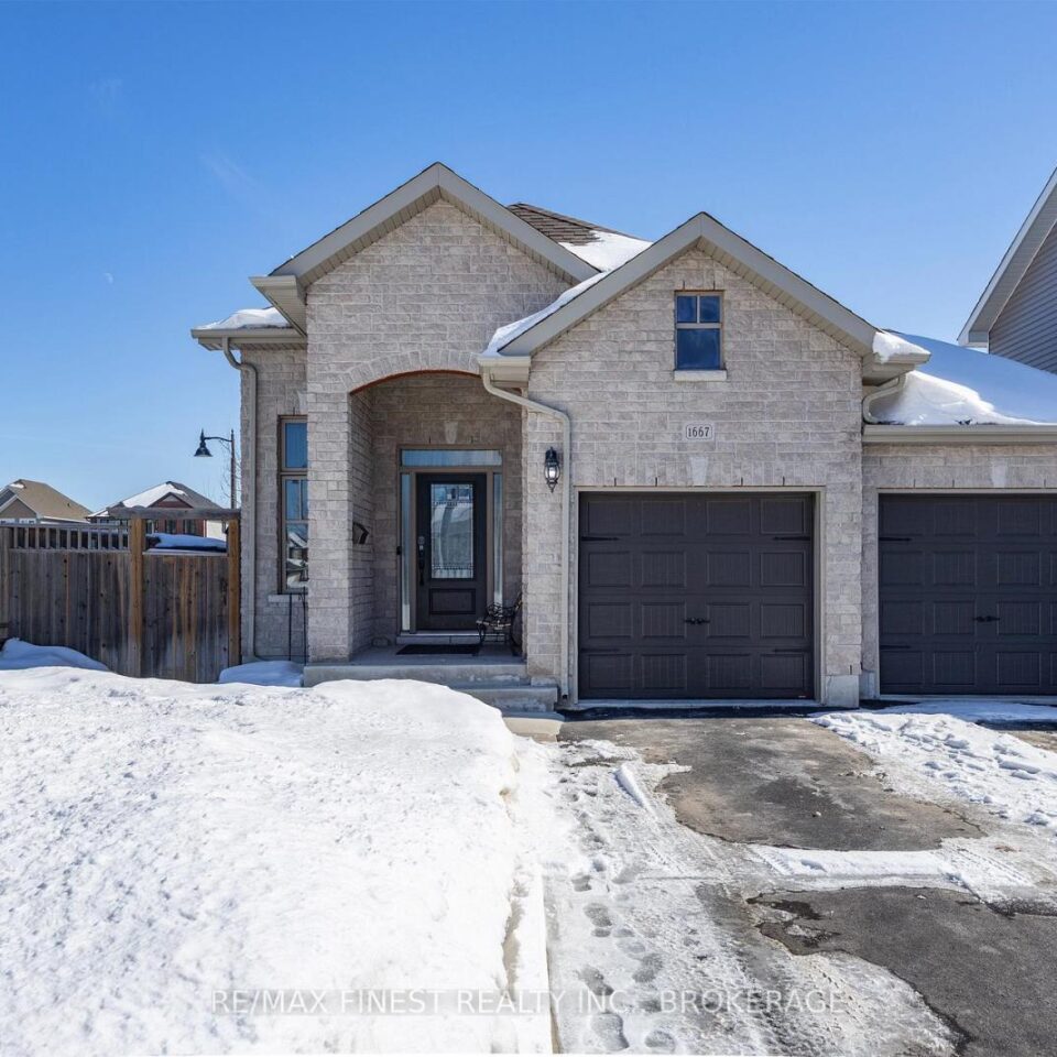 1667 Crimson Crescent, Kingston