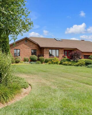 1673 St. Lawrence Avenue, Kingston