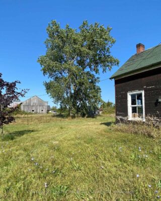 1677 County 8 Road, Prince Edward County