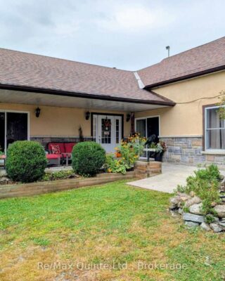 1686 County Road 13, Prince Edward County
