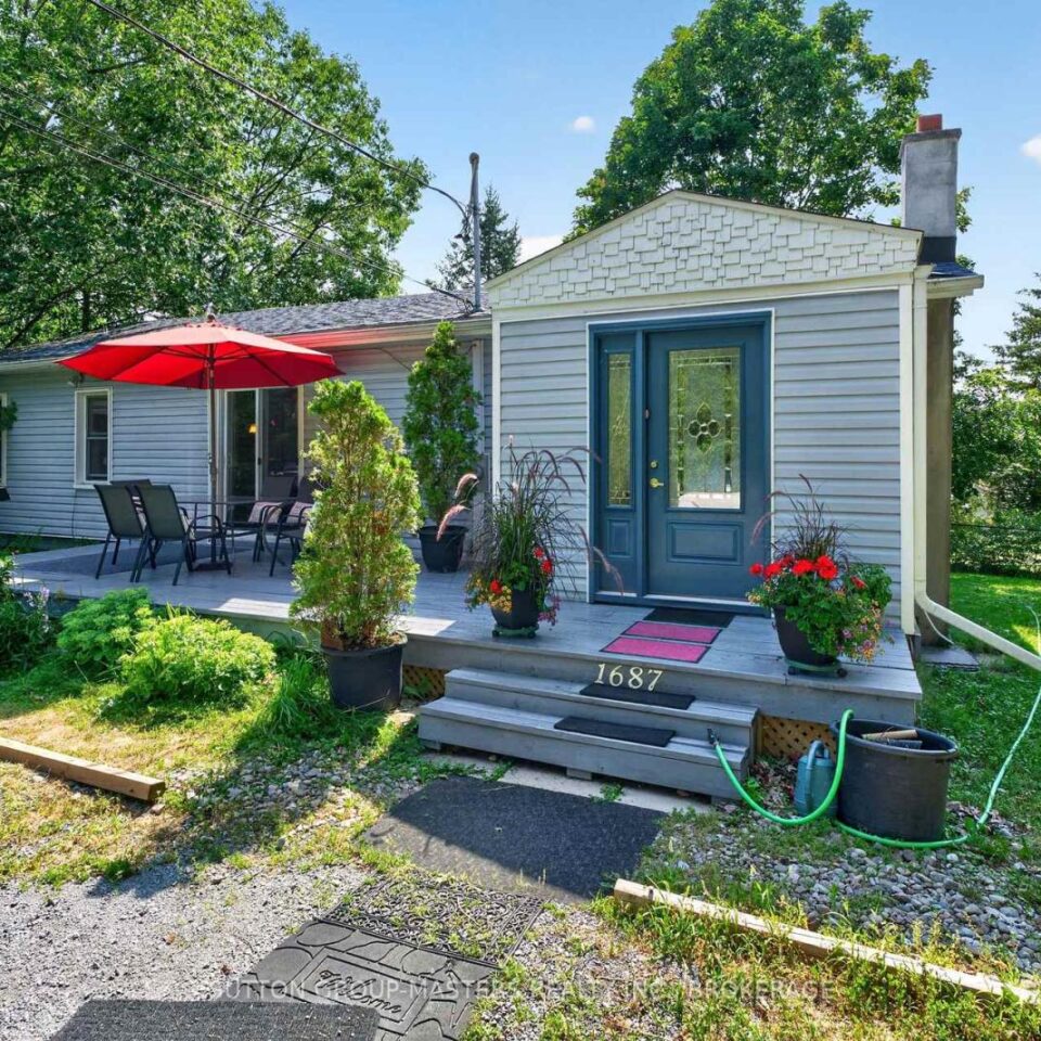 1687 Harten Lane, Kingston
