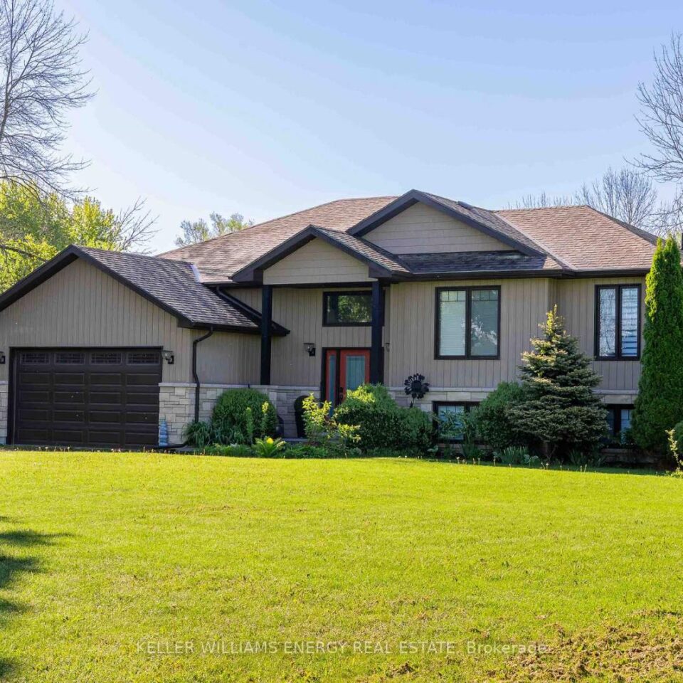 1687 Lakeside Drive, Prince Edward County