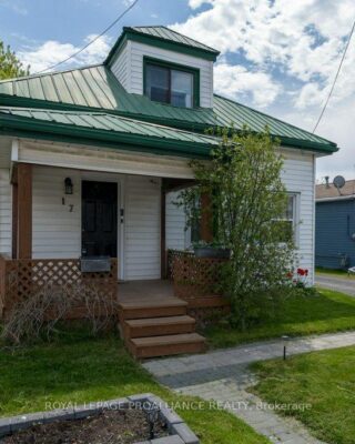 17 Meyers Street, Quinte West