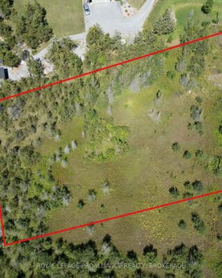 1707 County Road 2, Prince Edward County
