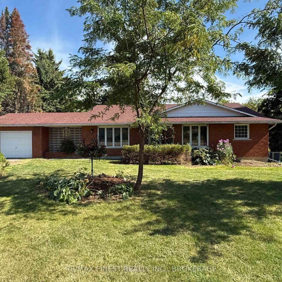 1712 Creekside Drive, Loyalist (lennox And Addington – South)