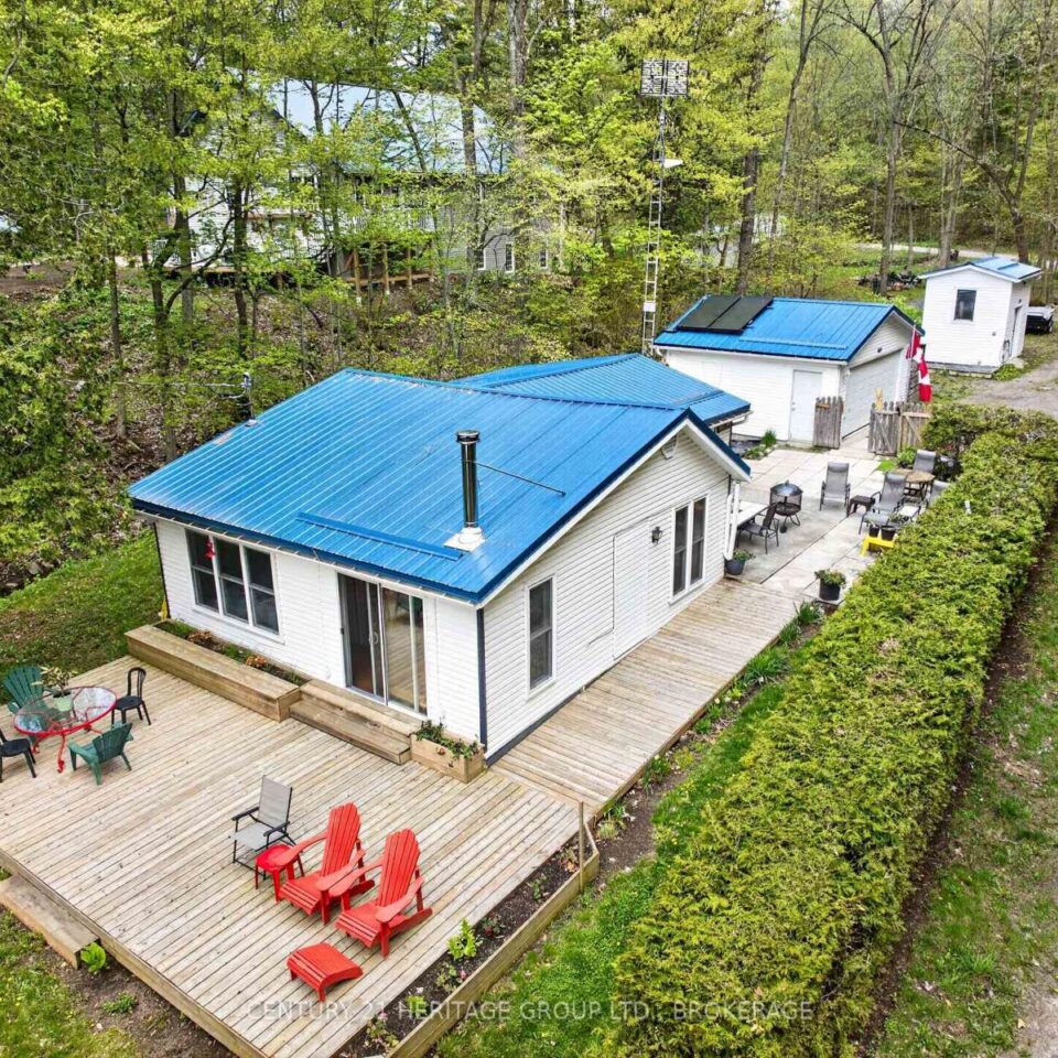 1726 Turcotte Lane, Kingston