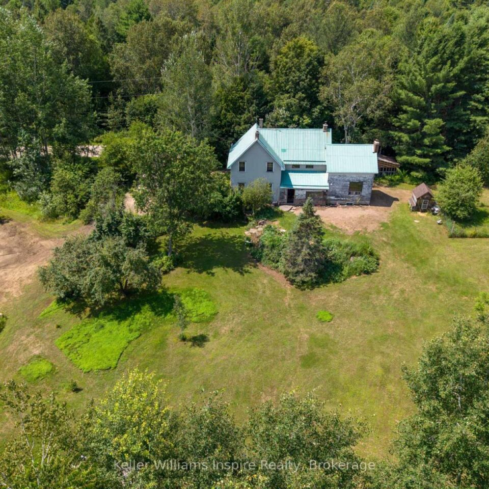 1794 East Road Loop, Hastings Highlands