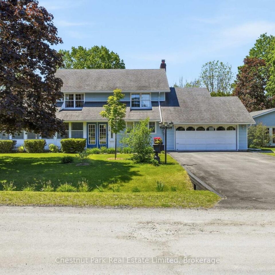 18 Carriage Lane, Quinte West