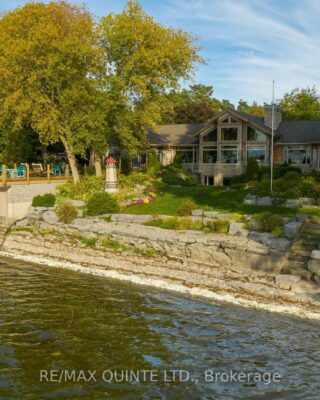 18 Loop Lane, Prince Edward County