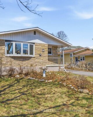 18 Panelas Crescent, Quinte West