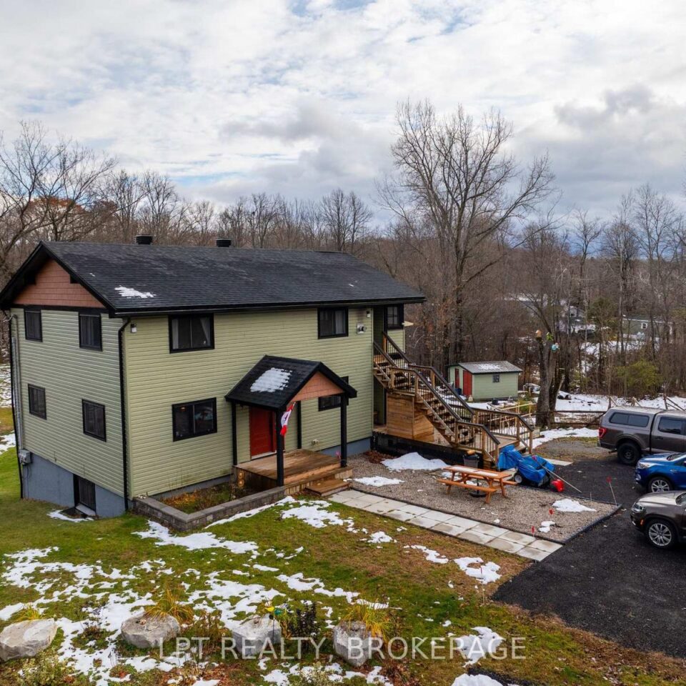 1857 Crow Lake Road, Frontenac