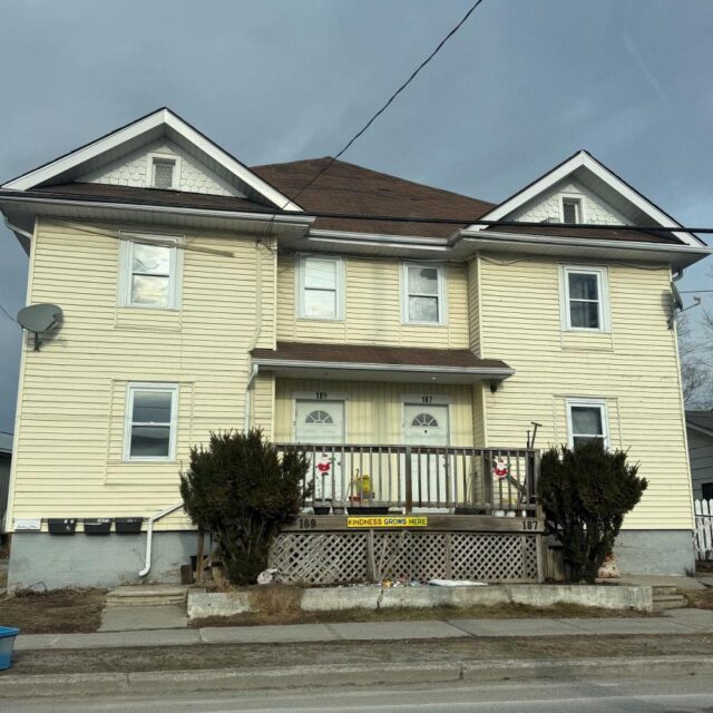 187-189 Byron Street, Quinte West