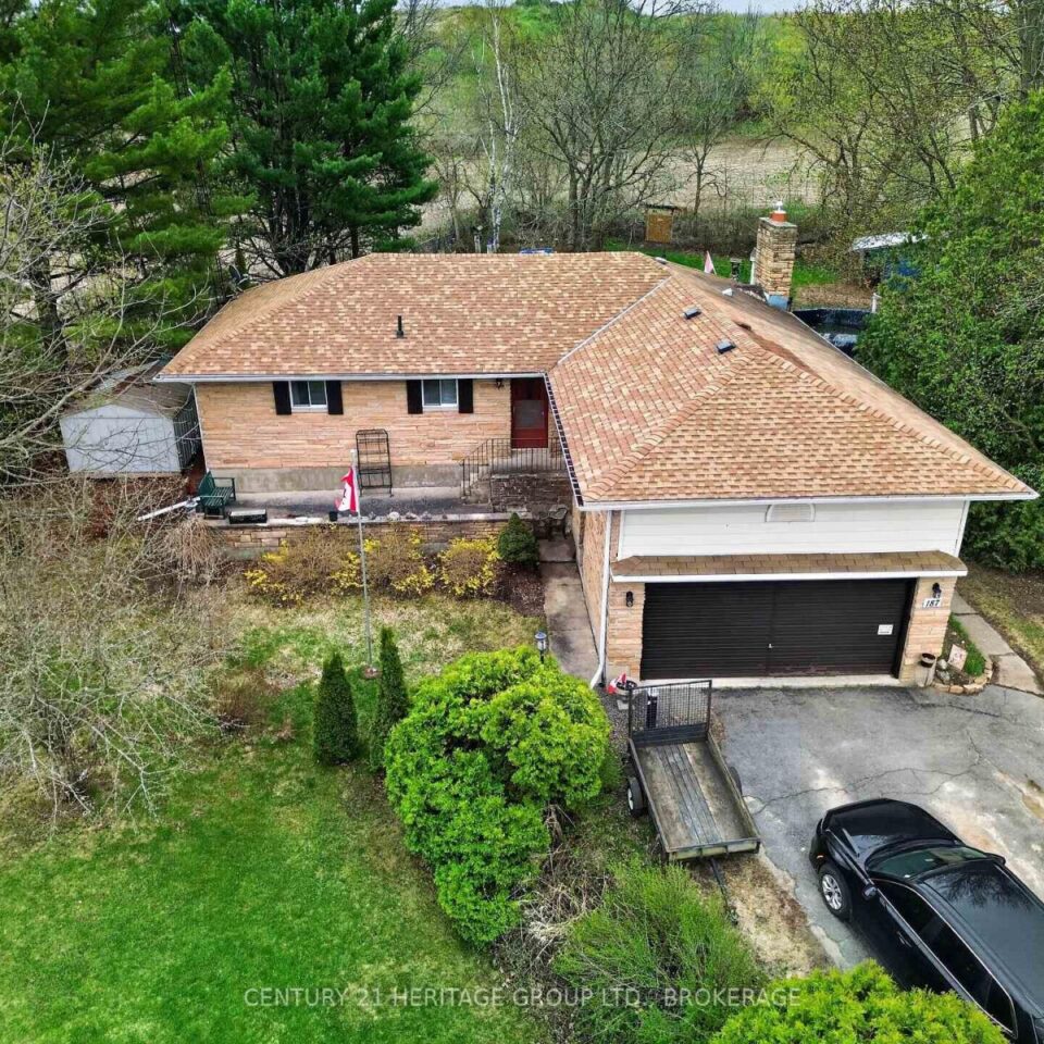 187 Hillside Circle, Leeds And The Thousand Islands