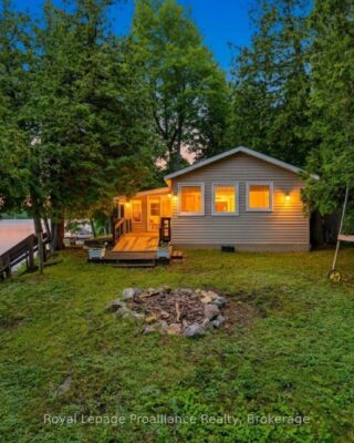 188 North Beaver Lake Road, Stone Mills