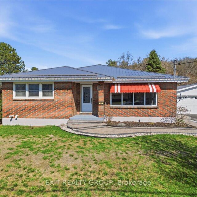 188 Riverside Parkway, Quinte West