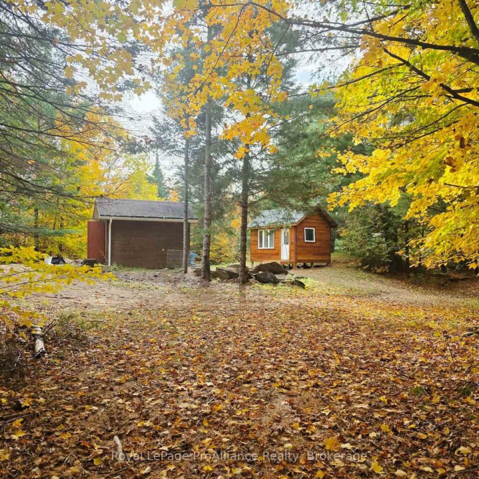 1883 South Road, North Frontenac