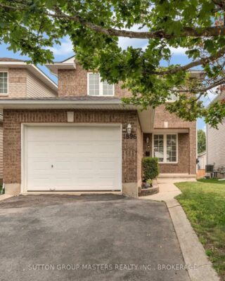 1896 Berrywood Crescent, Kingston