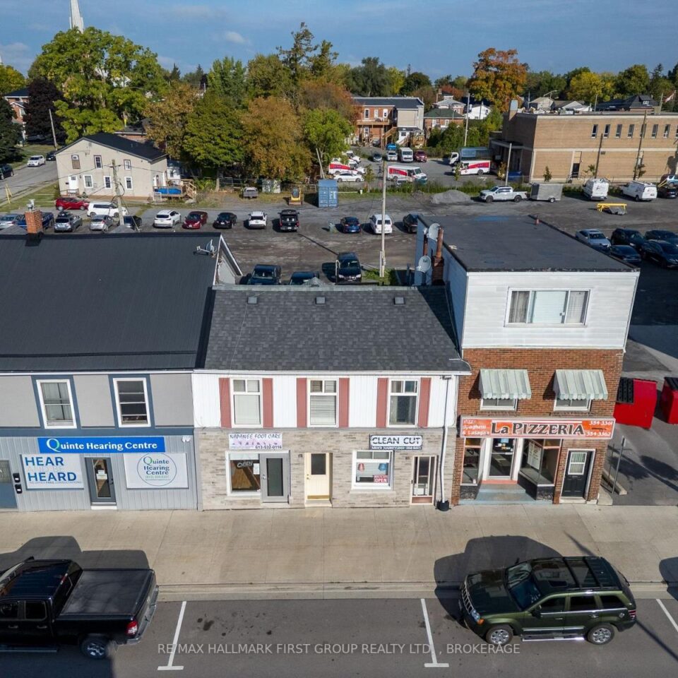 19/21 Dundas Street W, Greater Napanee
