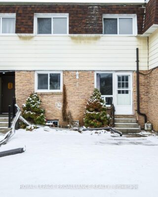 19 – 22 Pitt Street, Prince Edward County