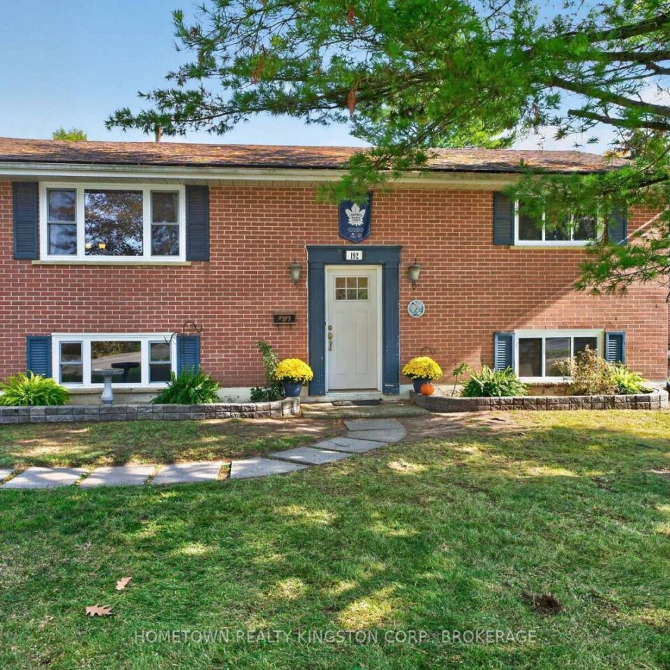 192 Camberley Crescent, Kingston