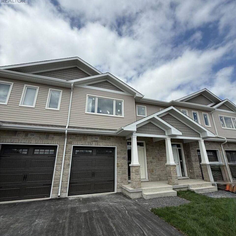 192 Heritage Park Drive, Greater Napanee