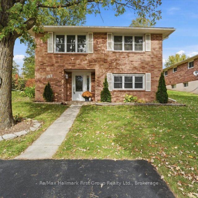 192 St. Lawrence Street W, Centre Hastings