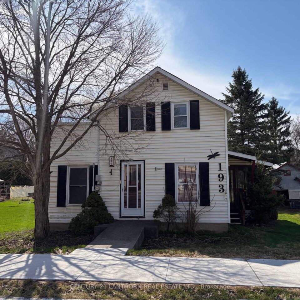 193 St. Lawrence Street E, Centre Hastings