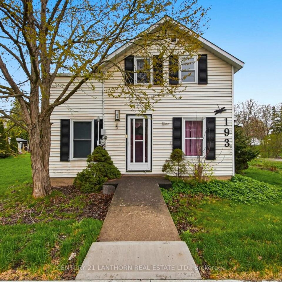 193 St. Lawrence Street E, Centre Hastings