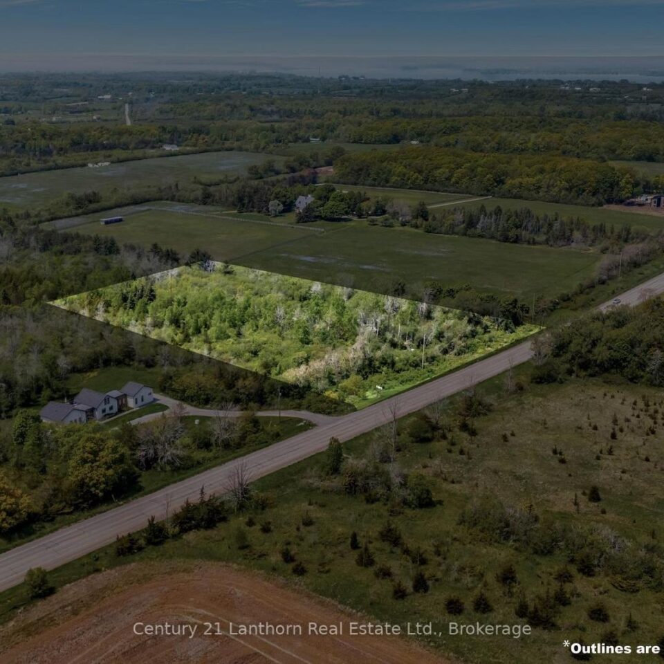 19487 Loyalist Parkway, Prince Edward County