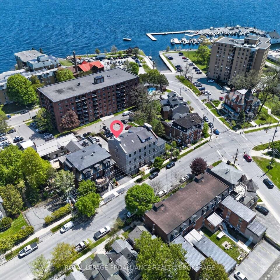 2 – 133 King Street E, Kingston