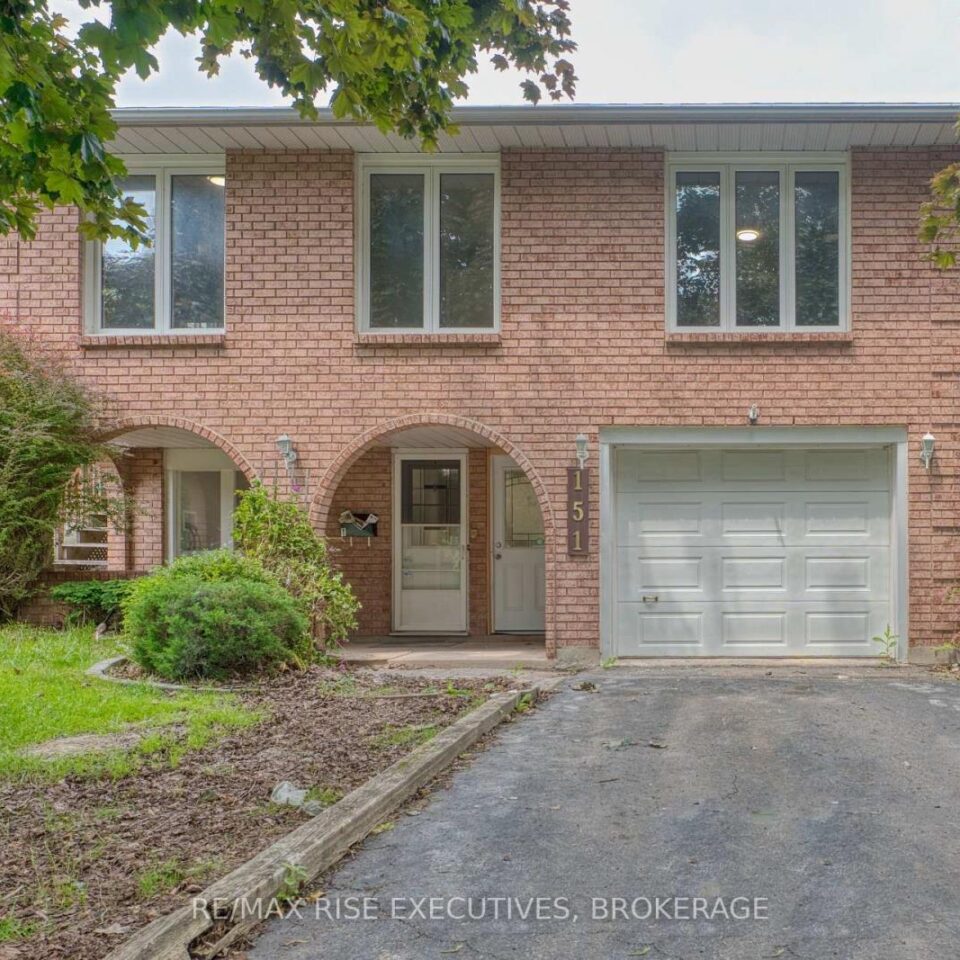 2 – 151 Dauphin Avenue, Kingston