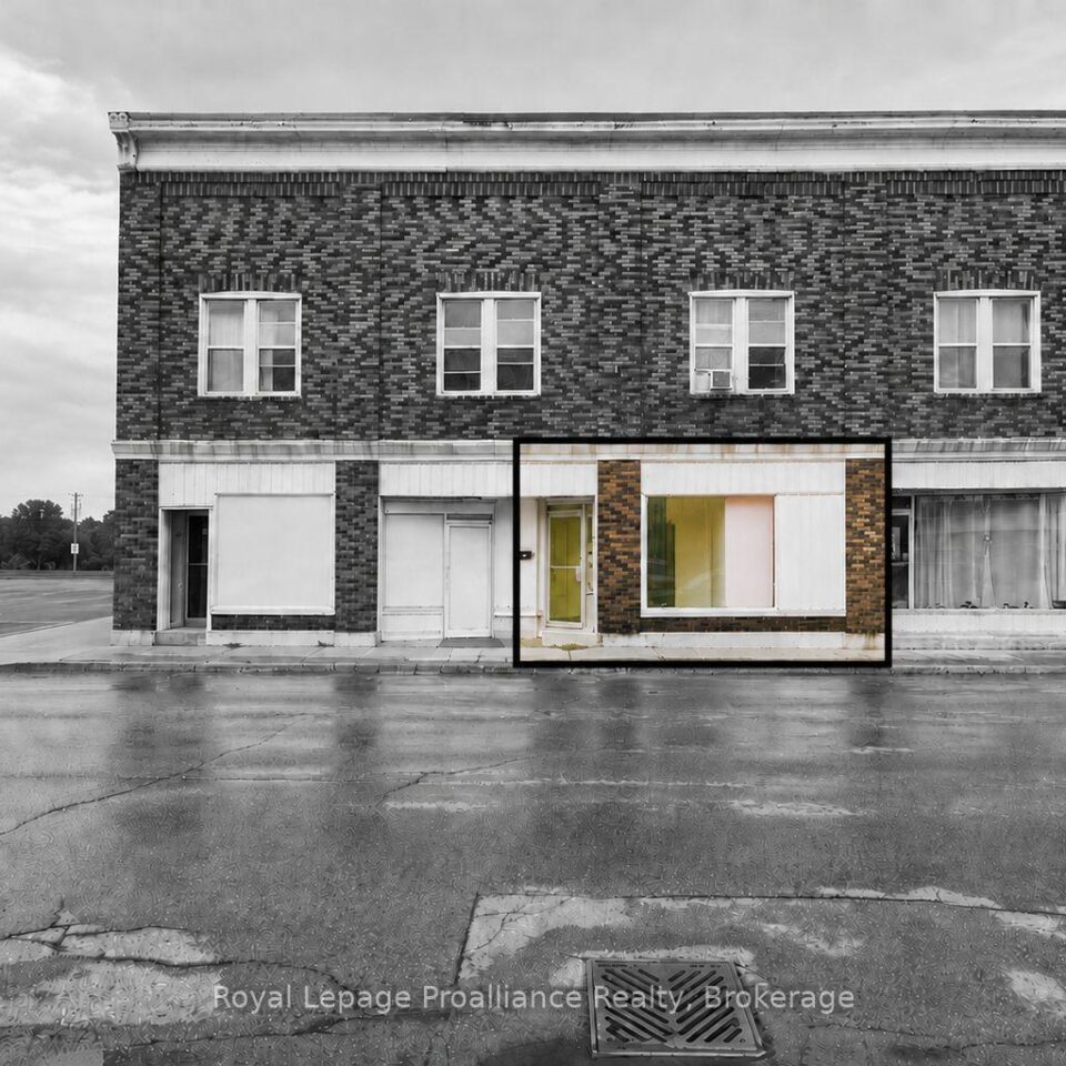 2 – 56 Elgin Street, Quinte West