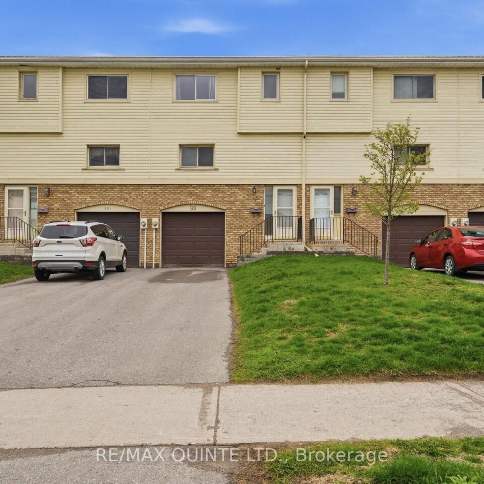 2 – 99 Dunnett Boulevard, Belleville