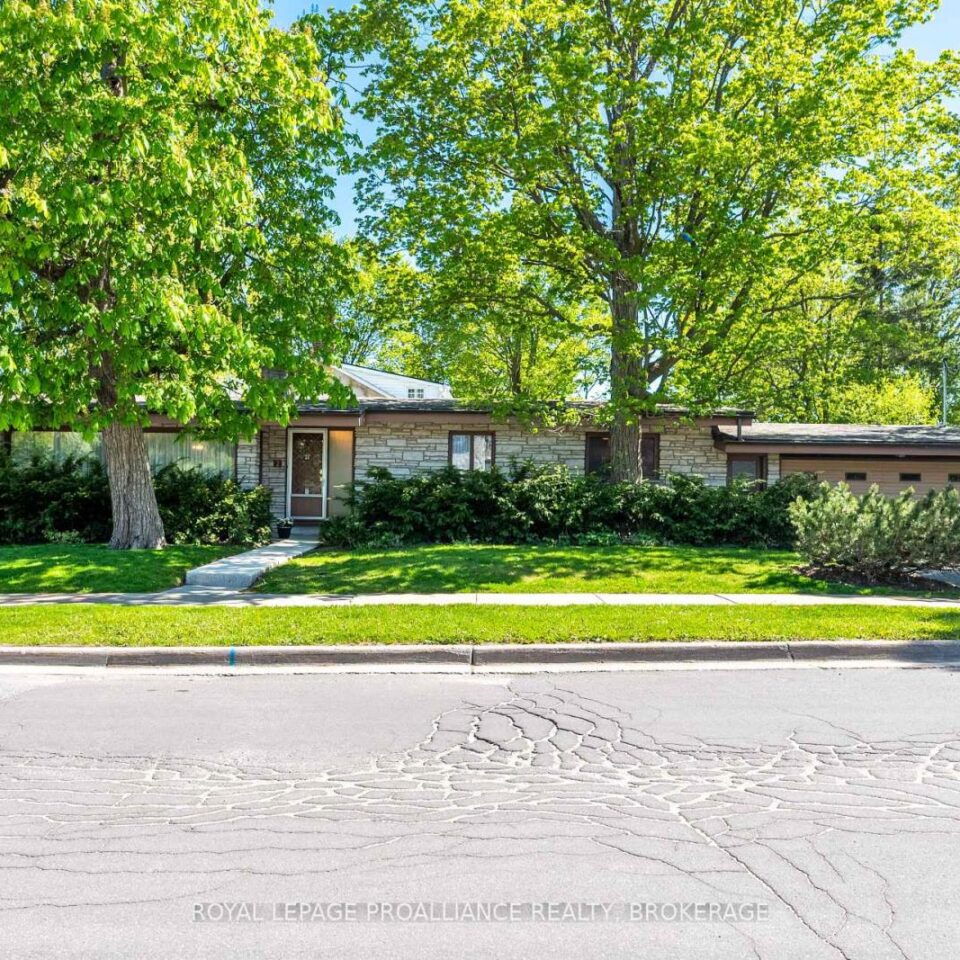 2 Churchill Street, Kingston