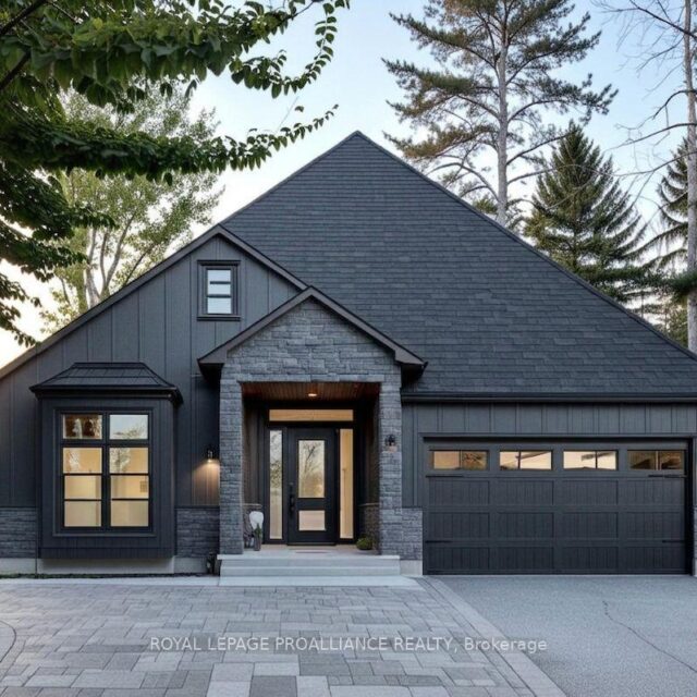 20 Deerview Drive, Quinte West