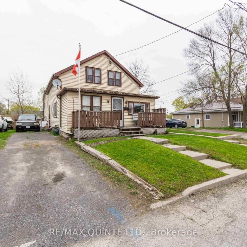 20 Mccann Street, Quinte West