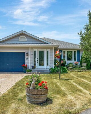 20 Monroe Court, Prince Edward County
