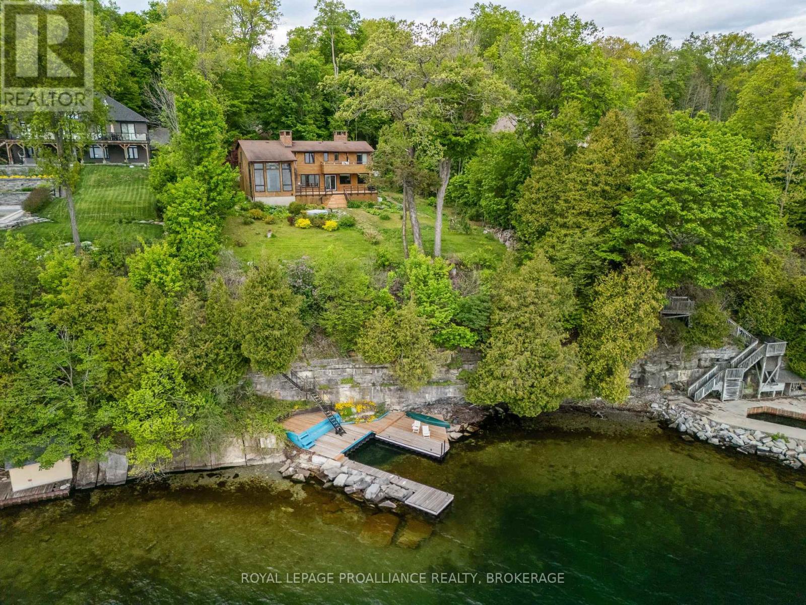 20 Riverside Drive, Kingston