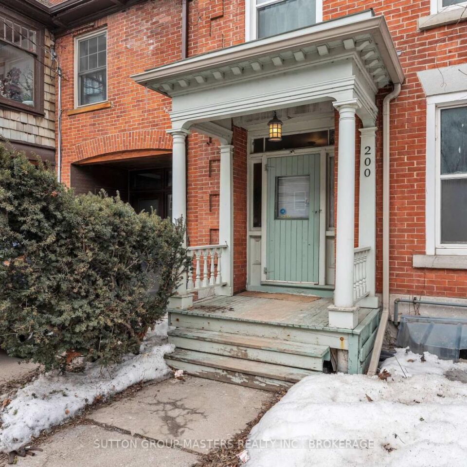 200 Bagot Street, Kingston